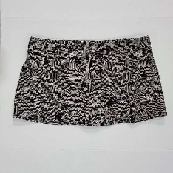 Garnet Hill Riviera Swim Skirt Black Geo Print Sz XL - Picture 3 of 12